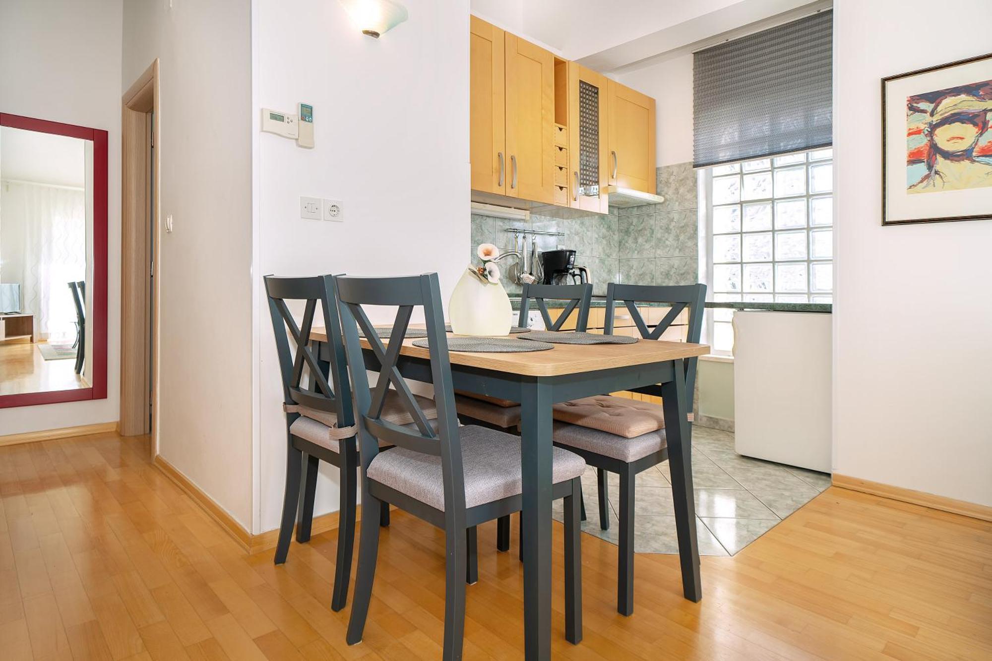 Apartments With Terrace Baska  Room photo