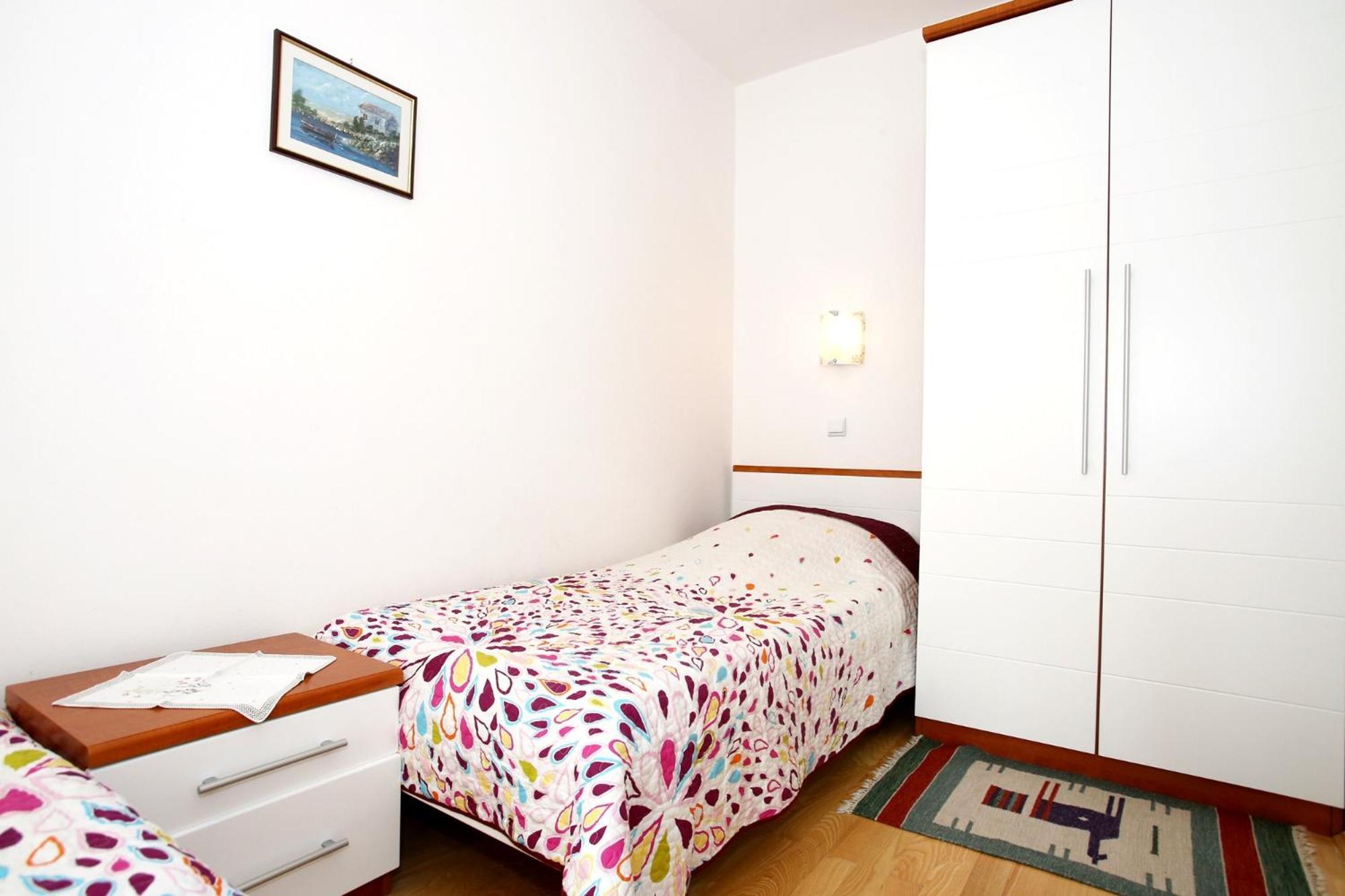 Apartments With Terrace Baska  Room photo