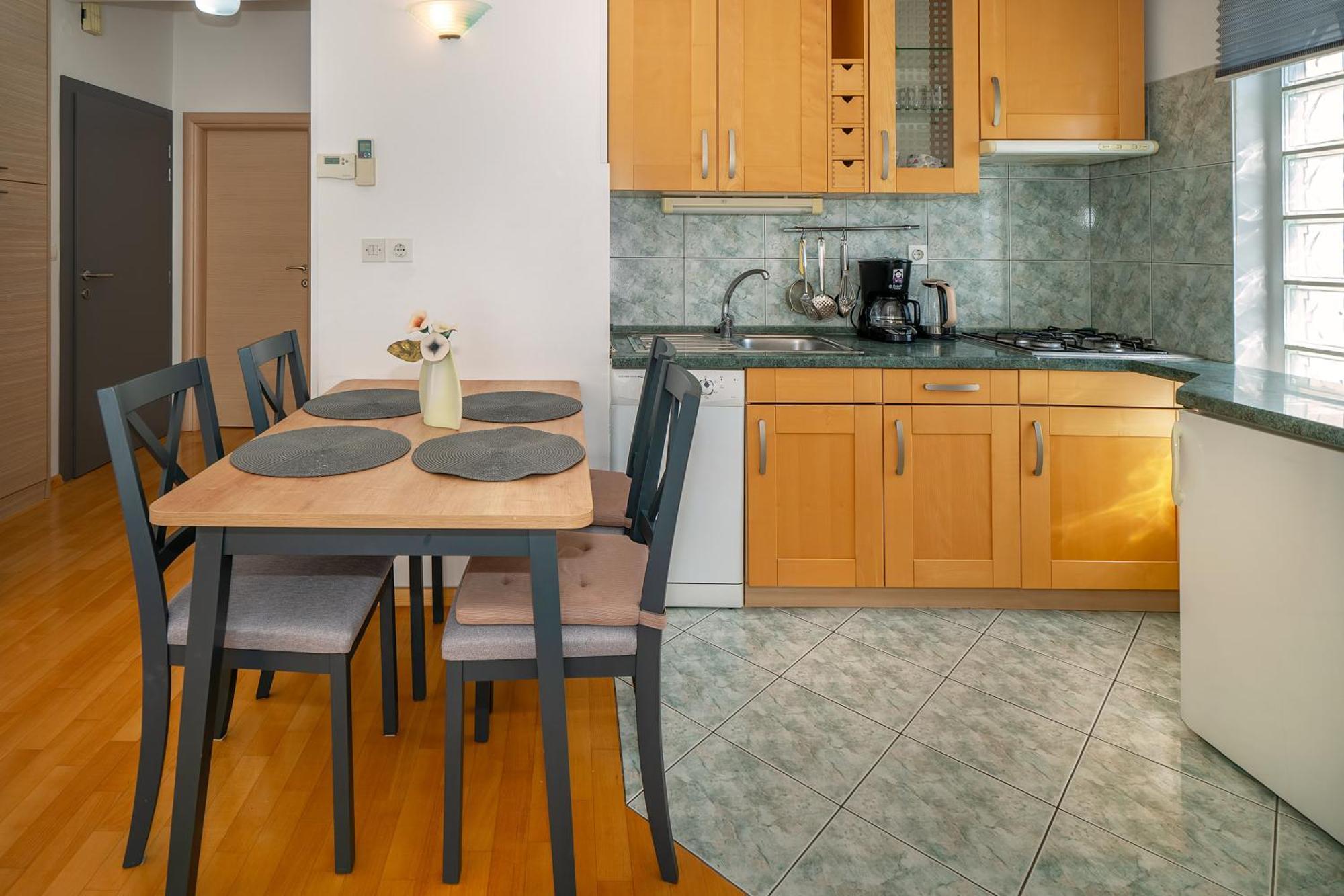 Apartments With Terrace Baska  Room photo
